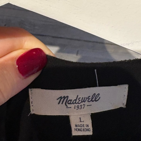 Madwell sleeveless black stretch dress with scoop neck in size large - Picture 3 of 4